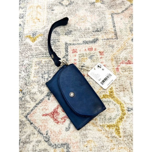 NWT Free People Leather Bag Lanyard Lapis Coin Purse - Picture 3 of 4
